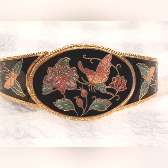 Gold toned cloisonne butterfly 🦋/floral black enamel 1" earring 2.25" bracelet - Picture 4 of 9